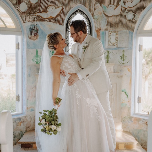 Sara Gabriel Malia Wedding Veil - 90” - Picture 3 of 8